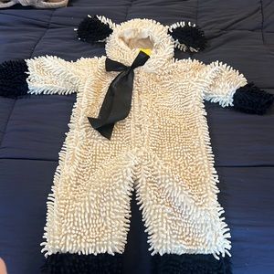 Princess Paradice says 12 to 18 months Halloween Cow costume